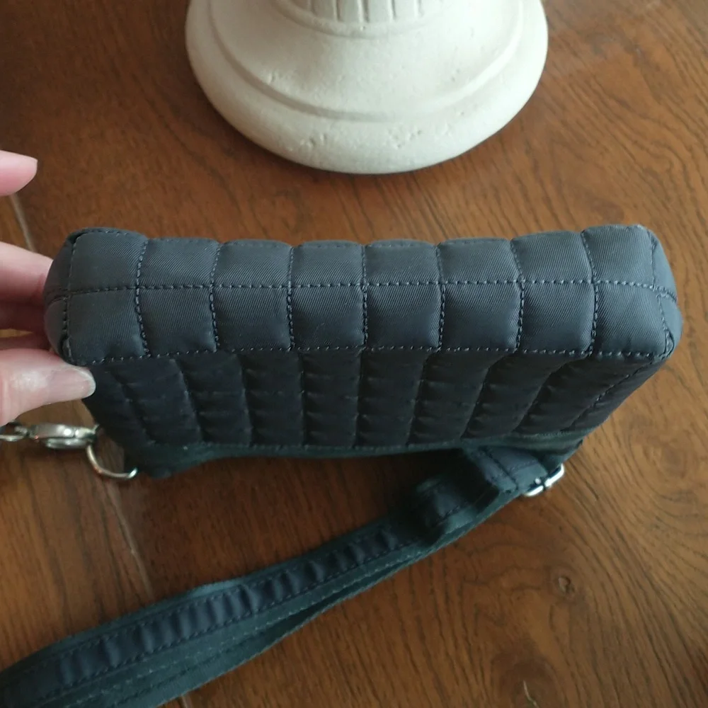 Lug Skipper‎ Shoulder Pouch In Fog Gray Crossbody Bag